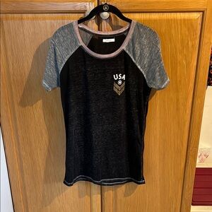 Maurices Black and Gray Short Sleeve Tee